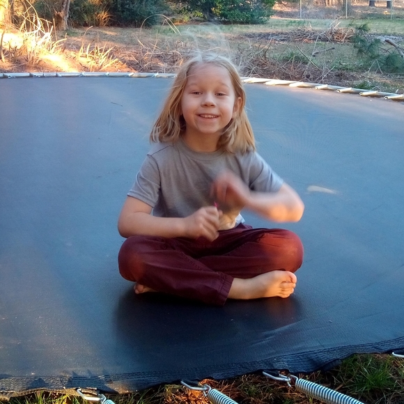 Meet the Posher, Jennifer - Picture 2 of 6